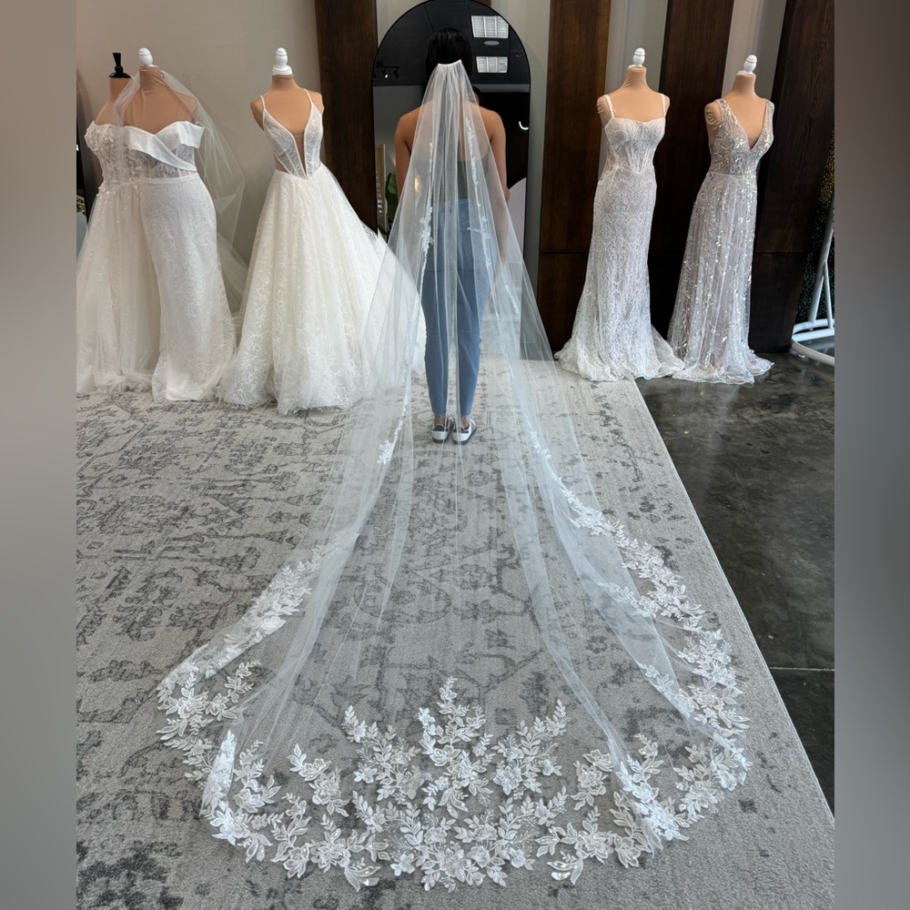 Grace and Goddess Wedding Veil Cathedral Ivory